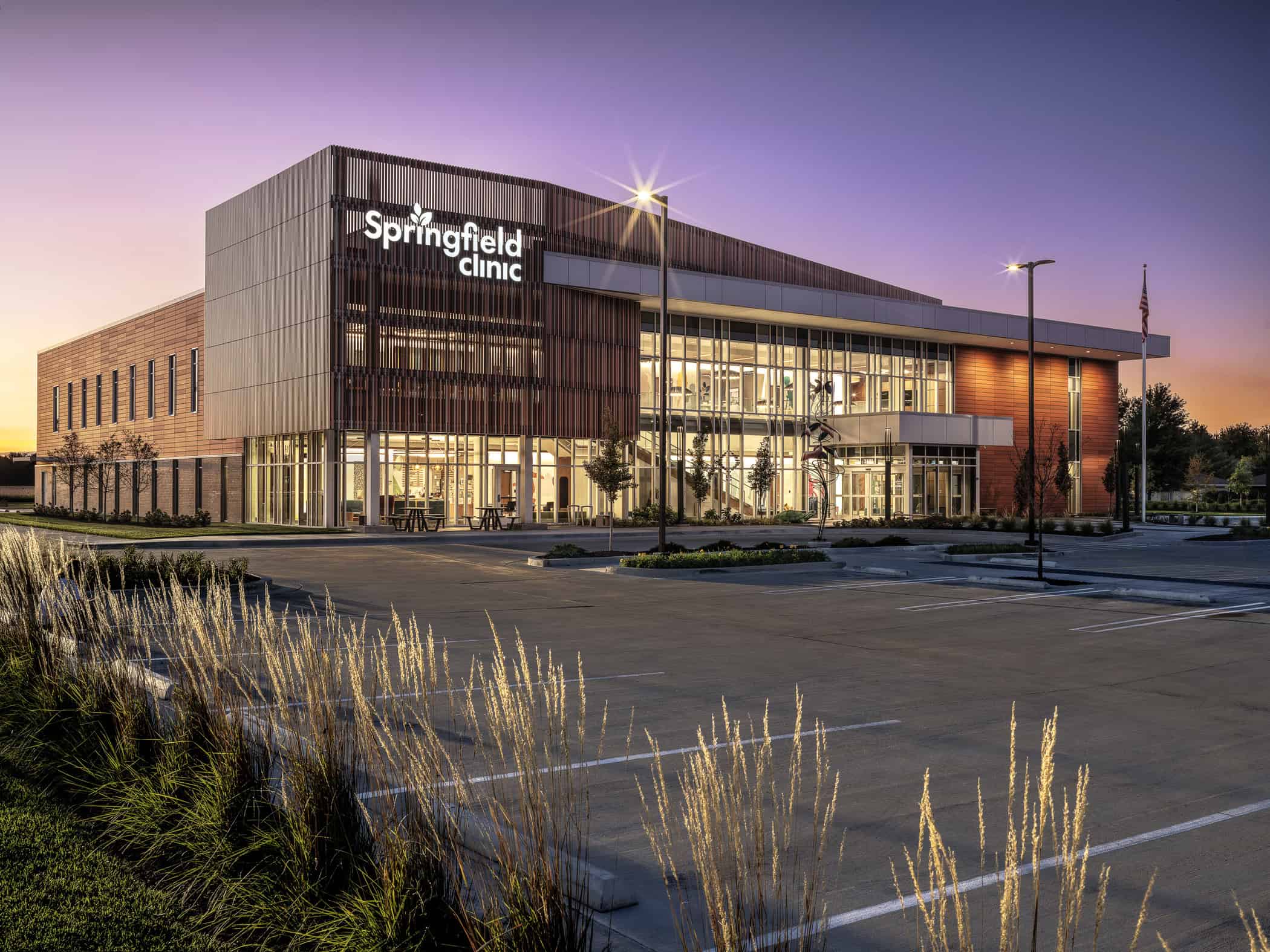 Springfield Clinic Pediatrics Springfield Clinic Pediatrics exterior in the evening